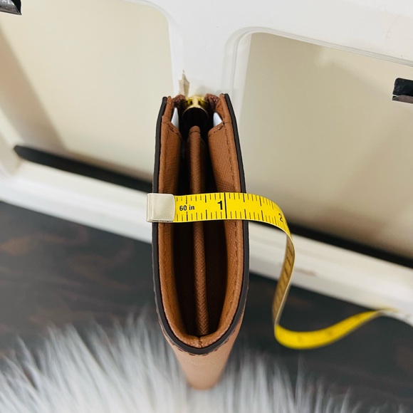 Michael Kors Jet Set Travel Large Three Quarter Zip - Picture 16 of 16